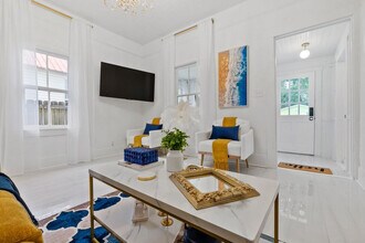 140B M L King Ave in St. Augustine, FL - Building Photo - Building Photo