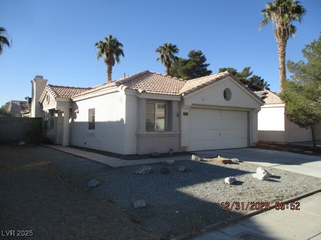 1717 Autumn Rust Dr in Las Vegas, NV - Building Photo