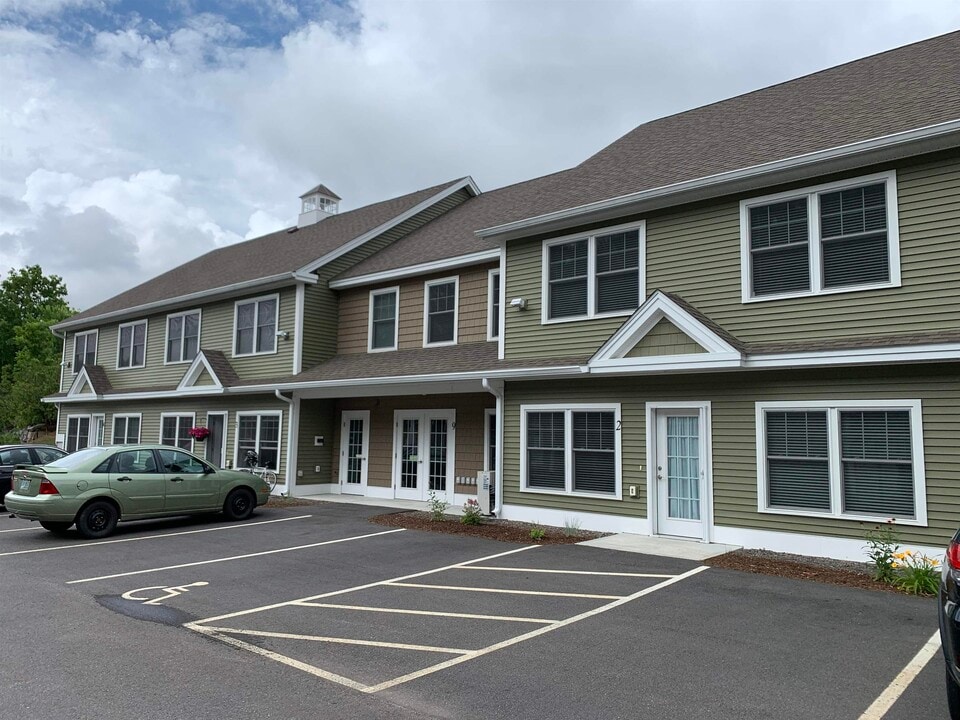 3 Abby Ln in Milford, NH - Building Photo