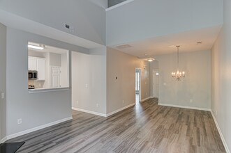 5972 Hollow Wood Ct in Winston-Salem, NC - Building Photo - Building Photo