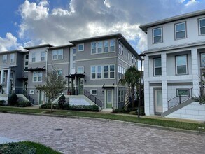 8224 Elion St in Orlando, FL - Building Photo - Building Photo