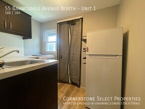 55 Barnesdale Ave N in Hamilton, ON - Building Photo - Building Photo