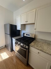 2700 John F. Kennedy Blvd in Jersey City, NJ - Foto de edificio - Building Photo