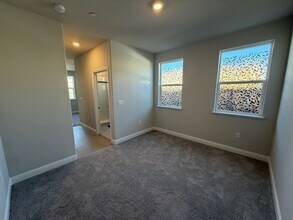 3916 Mirecourt Cir in Rancho Cordova, CA - Building Photo - Building Photo