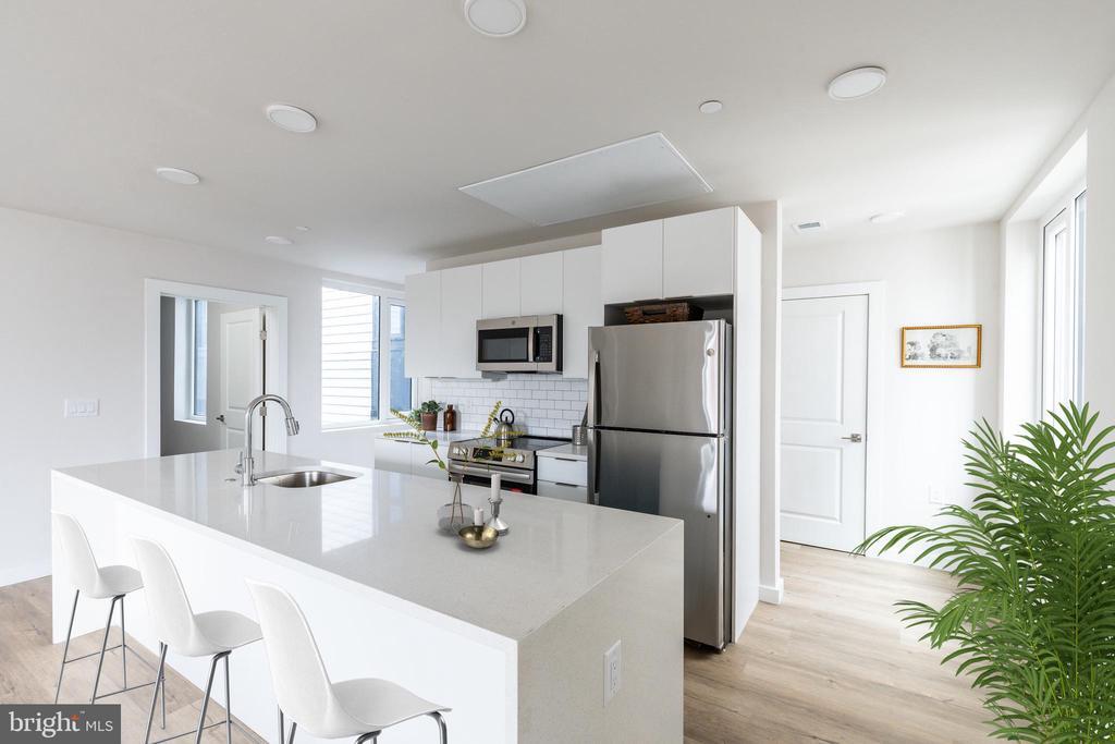 1130 N Delaware Ave in Philadelphia, PA - Building Photo