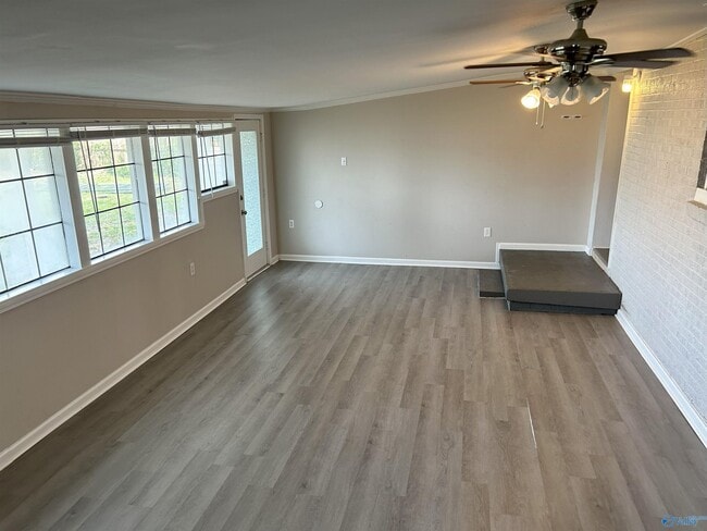 1707 Buena Vista Cir SE in Decatur, AL - Building Photo - Building Photo