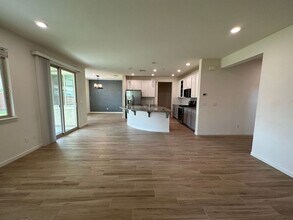 9421 Vintage Prt Wy in Sacramento, CA - Building Photo - Building Photo