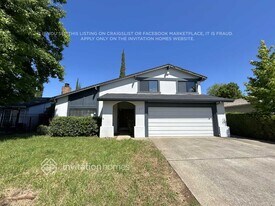 2852 Londonderry Dr in Sacramento, CA - Building Photo