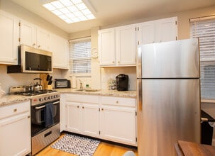 23 Jay St, Unit B in Cambridge, MA - Building Photo - Building Photo