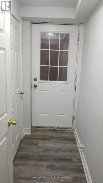 14 Upwood Pl in Brampton, ON - Building Photo