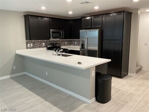 6184 Rathbone St in Las Vegas, NV - Building Photo - Building Photo