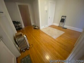 32 Glenville Ave, Unit 3 in Boston, MA - Building Photo - Building Photo