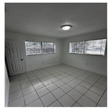 20405 NW 21st Ave in Miami Gardens, FL - Building Photo - Building Photo