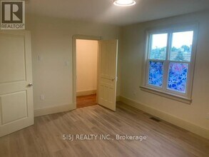 246 Bradford St in Barrie, ON - Building Photo - Building Photo