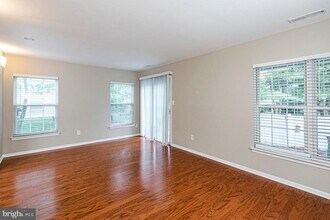 212 William Livingston Ct in Princeton, NJ - Building Photo - Building Photo