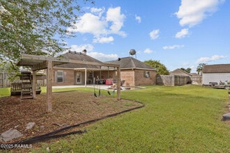 116 Alexis Dr in Opelousas, LA - Building Photo - Building Photo