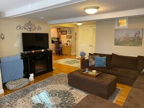 84 Lake Rd in Framingham, MA - Building Photo - Building Photo