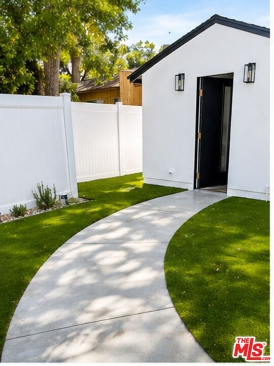 property at 7011 Andasol Ave