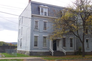 389 W Water St in Elmira, NY - Building Photo