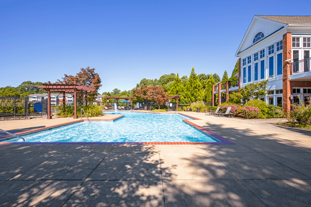 Lakeside at Town Center Apartments in Marietta, GA - Foto de edificio