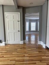 72 Lowell St in Peabody, MA - Building Photo - Building Photo