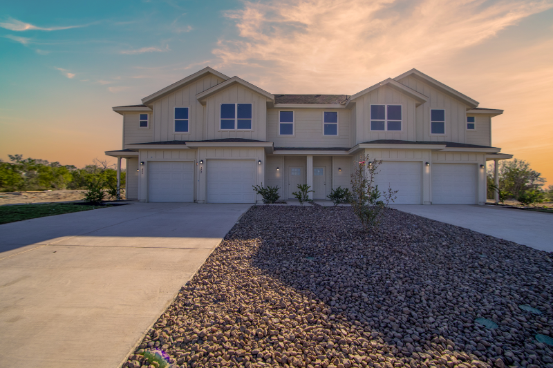 222 Bonnie Bnd in San Antonio, TX - Building Photo