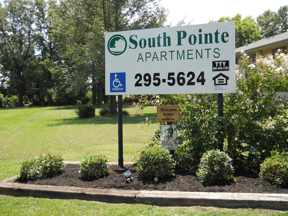 South Pointe Apartments in Marianna, AR - Building Photo