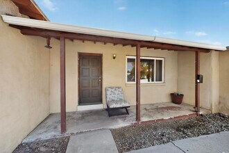 2904 Hyder Ave SE in Albuquerque, NM - Building Photo - Building Photo