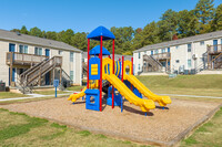 Mableton Ridge in Mableton, GA - Foto de edificio - Building Photo