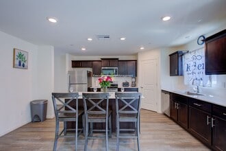 218 Bryce Cyn Ct in Merced, CA - Building Photo - Building Photo