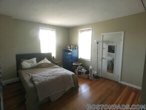 9 Saybrook St, Unit 3 in Boston, MA - Building Photo - Building Photo