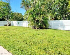 204 El Dorado Pkwy W in Cape Coral, FL - Building Photo - Building Photo