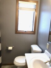 414 Nicollet Ave, Unit 1 in North Mankato, MN - Building Photo - Building Photo