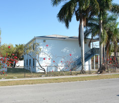 151 NW 9th St in Homestead, FL - Foto de edificio - Building Photo