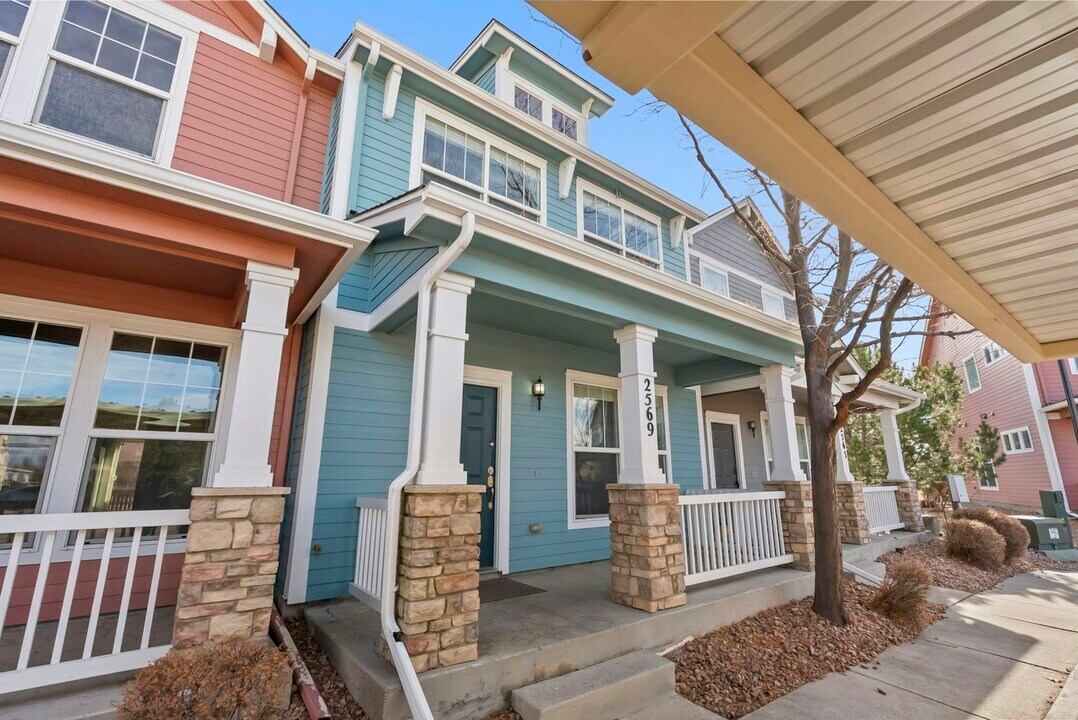 2569 Shannara Grove in Colorado Springs, CO - Building Photo