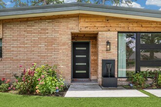 10159 Brinwood Dr in Houston, TX - Building Photo - Building Photo