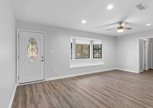 1783 Folkstone Rd in Tallahassee, FL - Building Photo - Building Photo