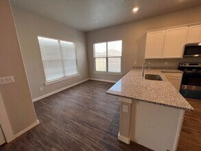 2030 Kenwood Ave in Lubbock, TX - Building Photo - Building Photo
