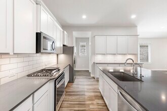 14006 Juniper Pt Ln in Conroe, TX - Building Photo - Building Photo