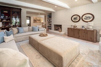 17310 Calle Mayor in Rancho Santa Fe, CA - Building Photo - Building Photo