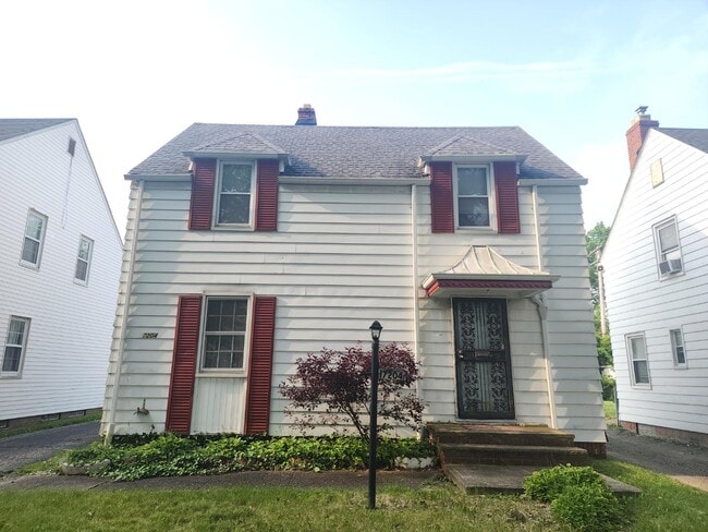 property at 17204 Walden Ave