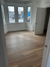 143 Armstrong Ave, Unit First Floor in Staten Island, NY - Foto de edificio - Building Photo