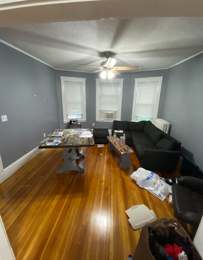 71 Turner St, Unit 3 in Boston, MA - Building Photo - Building Photo