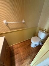 19621 Sparr Spring Rd in Gaithersburg, MD - Foto de edificio - Building Photo