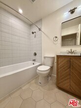 1029 Coronado Terrace in Los Angeles, CA - Building Photo - Building Photo