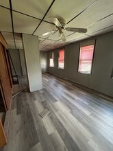 128 Graywood St in Johnstown, PA - Foto de edificio - Building Photo