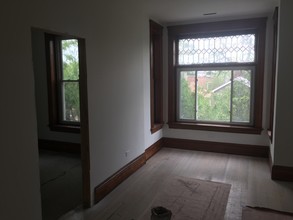 956 N Wolcott Ave in Chicago, IL - Foto de edificio - Interior Photo