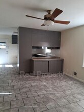 817 Springlake Cir NE in Birmingham, AL - Building Photo - Building Photo