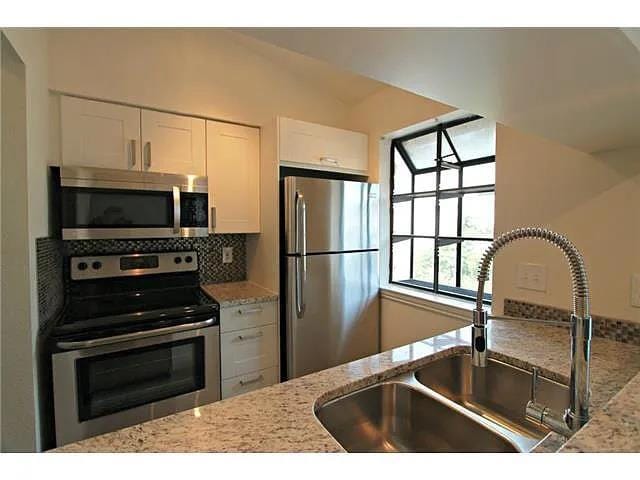 property at 2215 Post Rd