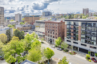 Vintage Y Condominiums in Tacoma, WA - Building Photo - Building Photo